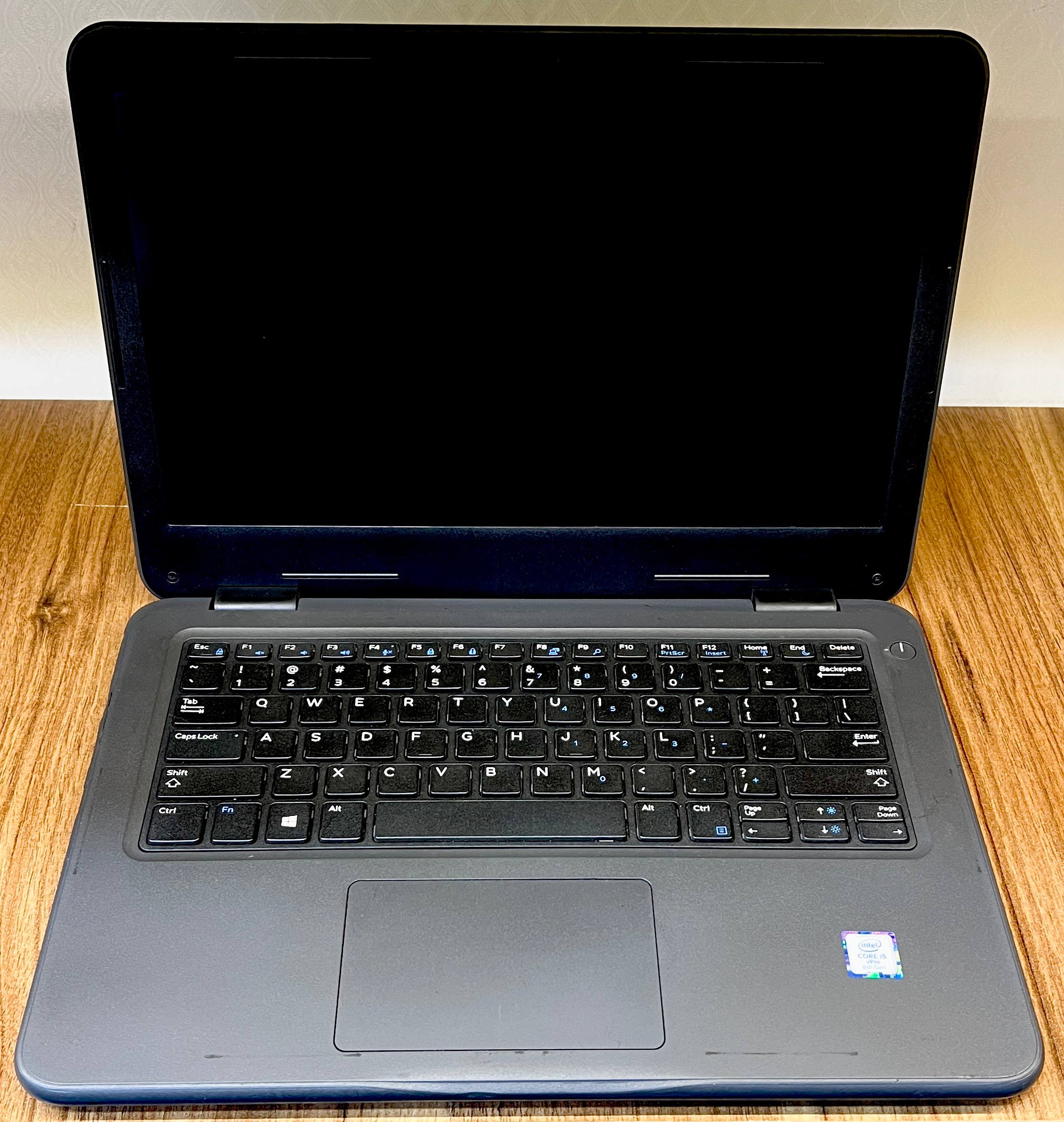 لپ تاپ استوک Dell Latitude 3300